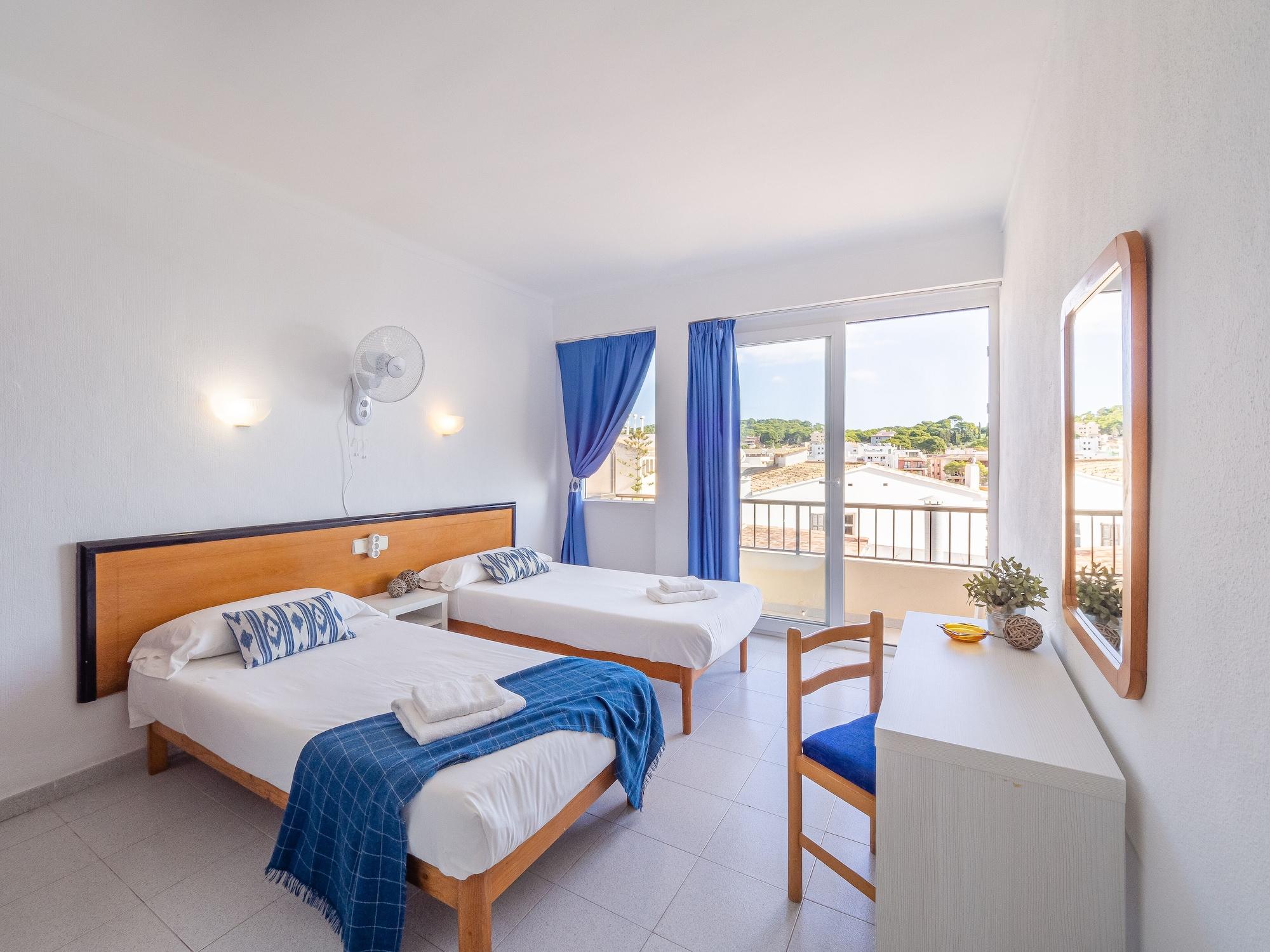 Hostal Port Corona Cala Ratjada  Esterno foto